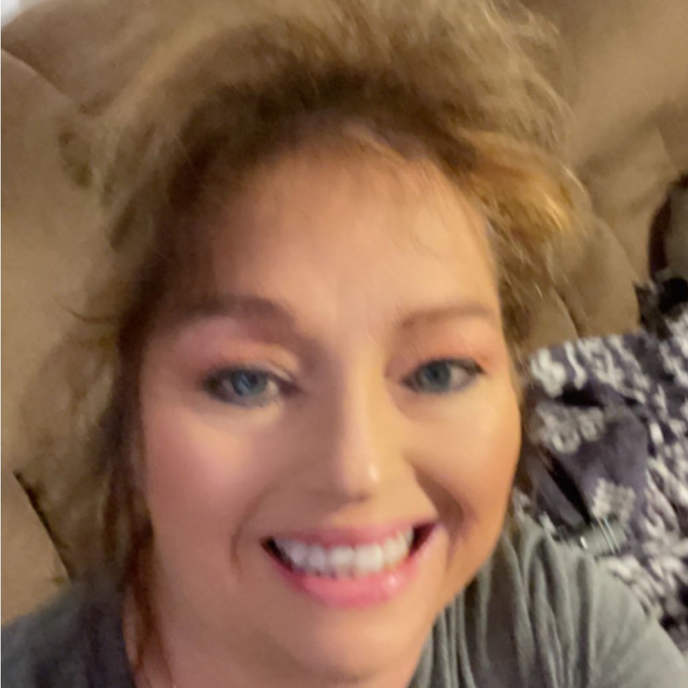 Meet your Posher, Jada